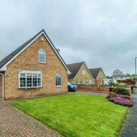 Buy this 4 bed house on 12 Pledwick Lane in Kettlethorpe, WF2 6DL