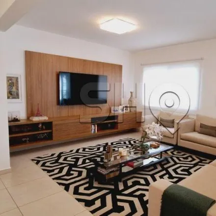 Rent this 4 bed apartment on Rua Paulo Franco 437 in Vila Hamburguesa, São Paulo - SP