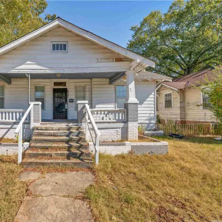 Buy this 3 bed house on 819 Dennison Street in Little Rock, AR 72202