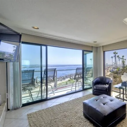 Image 3 - 2595 Ocean Front Walk, San Diego, CA 92109, USA - Condo for rent