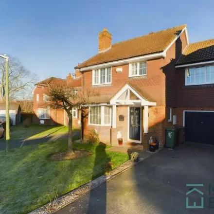 Buy this 4 bed house on Hawkwood in Maidstone, ME16 0JQ