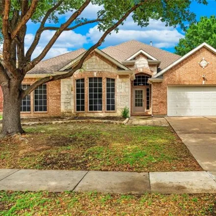 Buy this 4 bed house on 39 Roosevelt Court in Mansfield, TX 76063
