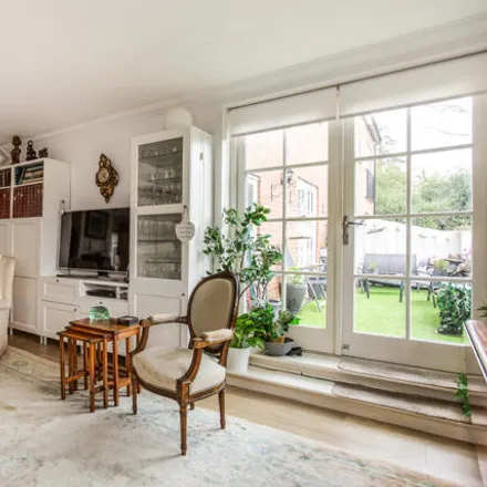 Image 4 - unnamed road, Royal Tunbridge Wells, TN2 3GT, United Kingdom - Apartment for sale