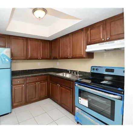 Image 2 - 626 Southwest 14th Avenue, Fort Lauderdale, FL 33312, USA - Apartment for rent