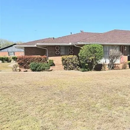 Buy this 3 bed house on 1434 North 14th Street in Frederick, OK 73542