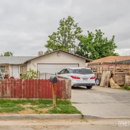 Buy this 3 bed house on 512 Sperry Street in Kern County, CA 93307