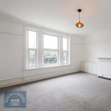Rent this 1 bed room on 23 High Street in London, E11 2AA