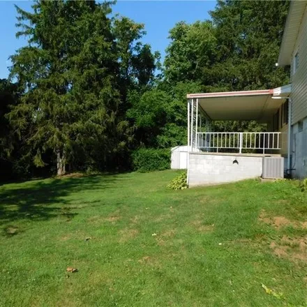 Image 5 - 215 Newell Rd, Fayette City, Pennsylvania, 15438 - House for sale