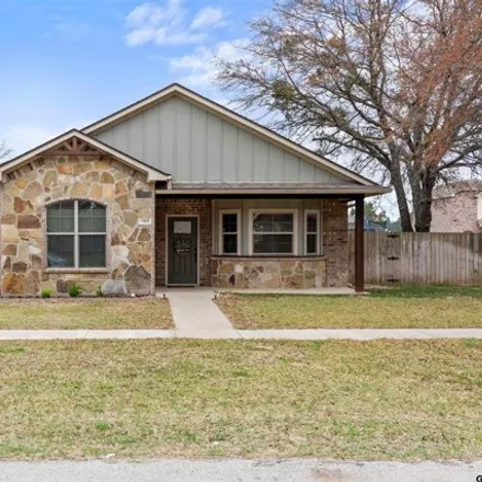 Buy this 3 bed house on Ballard Drive in Lindale, TX 75771