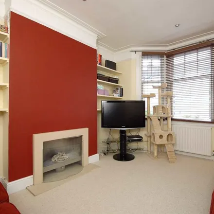 Rent this 3 bed apartment on Ewhurst Road in London, SE4 1BB