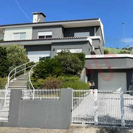 Buy this 3 bed townhouse on Avenida do Apeadeiro in 4620-449 Lousada, Portugal