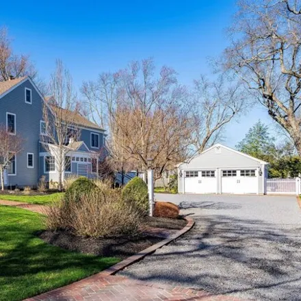 Buy this 4 bed house on 69 Oakes Road in Rumson, Monmouth County