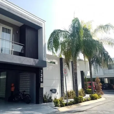 Buy this 6 bed house on Calle Windsor in Nexxus Residencial - Sector Cristal, 66448 General Escobedo