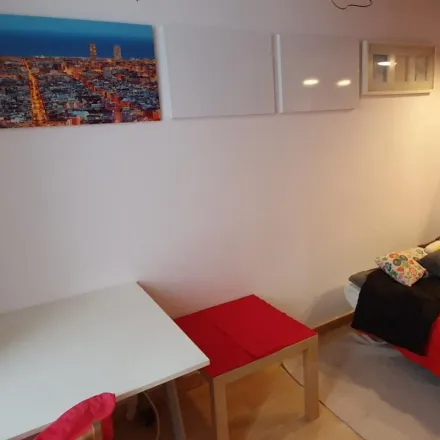 Image 9 - Carrer dels Escudellers Blancs, 1, 08002 Barcelona, Spain - Apartment for rent