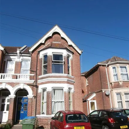 Rent this 3 bed apartment on 71 Gordon Avenue in Bevois Mount, Southampton