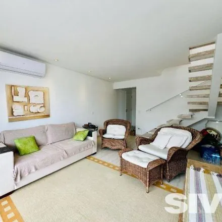 Buy this 4 bed apartment on Edifício Barravento in Avenida da Riviera, Riviera