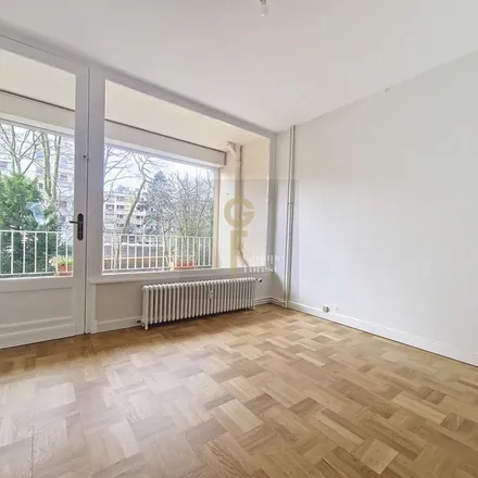 Rent this 2 bed apartment on 160 Rue du Général de Gaulle in 59110 La Madeleine, France