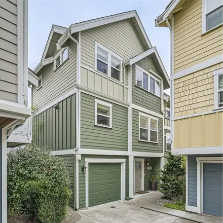 Buy this 3 bed house on 1826 27th Avenue in Seattle, WA 98122