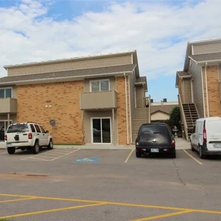 Rent this 2 bed condo on 1377 Glen Oaks Court in Norman, OK 73071