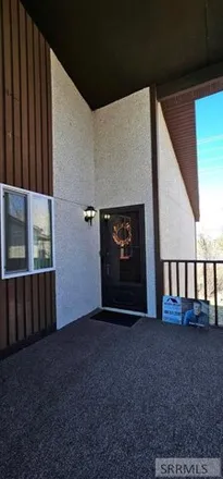Buy this 2 bed house on Grandview Drive in Idaho Falls, ID 83402