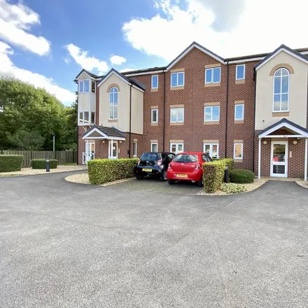 Rent this 2 bed apartment on Woodseats Social Club in Woodseats Road, Sheffield