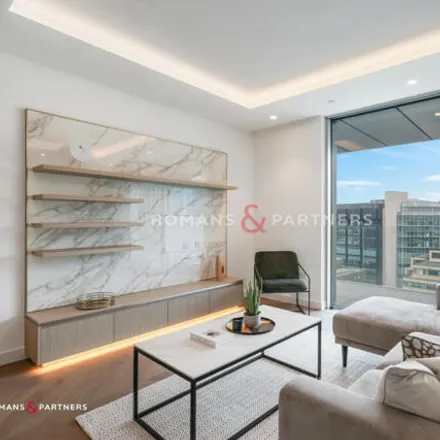 Rent this 2 bed room on Hotel Motel One London Tower Hill in 24-26 Minories, Aldgate