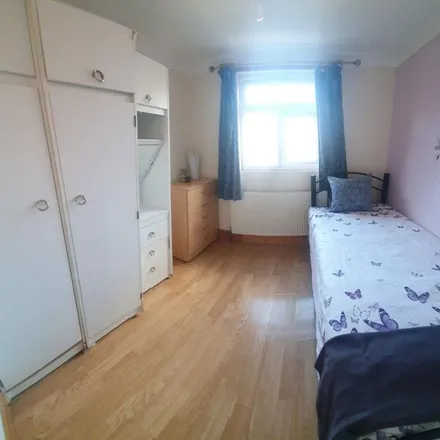 Rent this 1 bed apartment on 29 Colville Road in London, E11 4EE