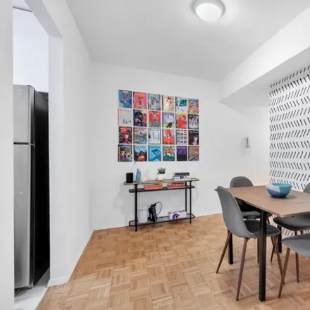 Image 3 - 127 East 30th Street, New York, NY 10016, USA - Townhouse for sale