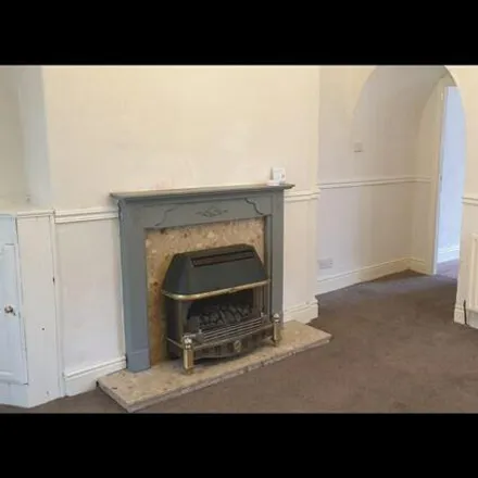 Image 5 - Culshaw Street, Burnley, BB10 4PH, United Kingdom - Townhouse for rent