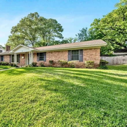Image 2 - 1248 Clyde Drive, Tyler, TX 75701, USA - House for sale