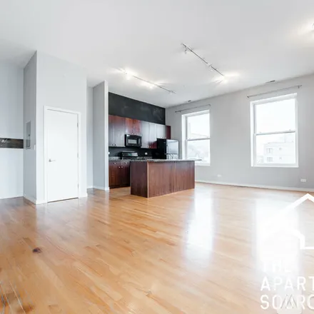 Image 3 - 2401 W North Ave, Unit 300 - Apartment for rent