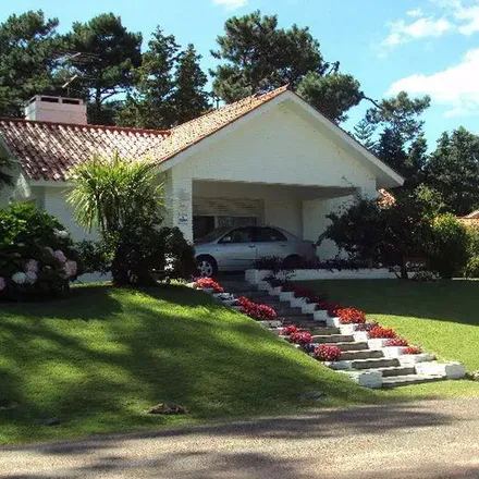 Buy this 5 bed house on Salt Lake 2748 in 20000 Punta Del Este, Uruguay