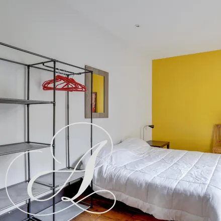 Rent this 1 bed apartment on 14 Boulevard de Reuilly in 75012 Paris, France