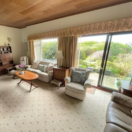 Image 2 - Cambridge Gardens, Mumbles, SA3 4PP, United Kingdom - House for sale