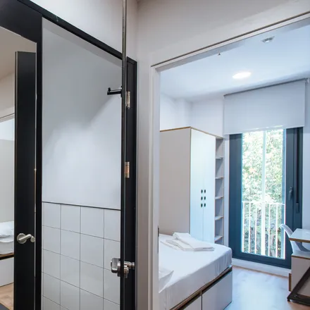 Rent this 1 bed room on Paseo de las Delicias in 41011 Seville, Spain