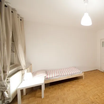 Rent this 3 bed room on Sulzbacher Straße 4 in 80803 Munich, Germany