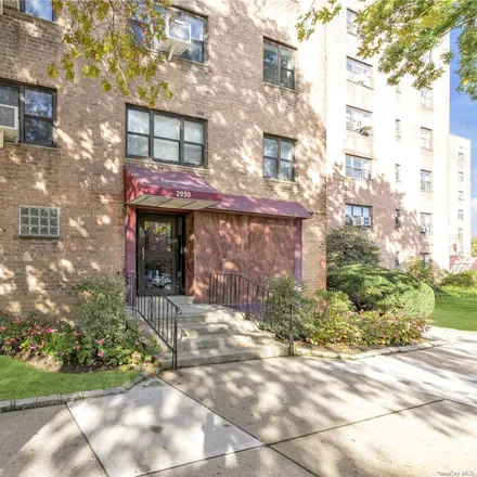 Buy this 2 bed condo on Queens Crossing in 38th Avenue, New York