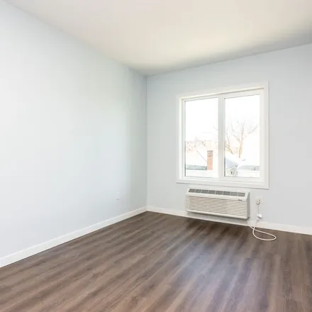 Rent this 2 bed apartment on OH! Bagel in 1755 Coney Island Avenue, New York