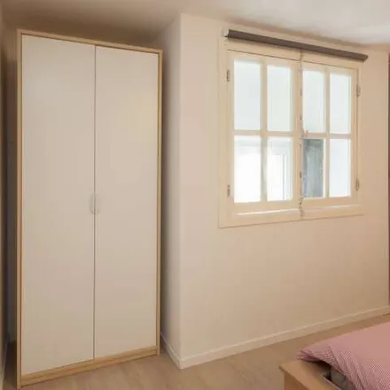 Rent this 2 bed apartment on Rue du Trône - Troonstraat 230 in 1050 Ixelles - Elsene, Belgium