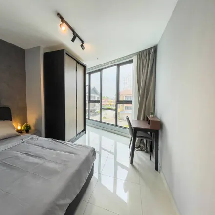 Image 4 - Persiaran Subang Permai, UEP Subang Jaya, 47200 Subang Jaya, Selangor, Malaysia - Apartment for rent