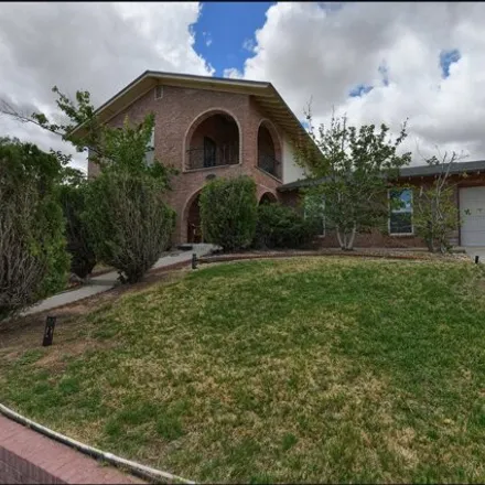 Image 4 - 308 Sundown Pl, El Paso, Texas, 79912 - House for sale