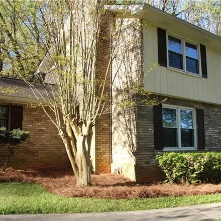 Buy this 4 bed house on 620 Oakstone Way in Roswell, GA 30075