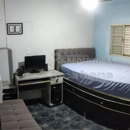Buy this 3 bed house on Rua Paulo Poiati in Portal da Cidade Amiga, Mirassol - SP