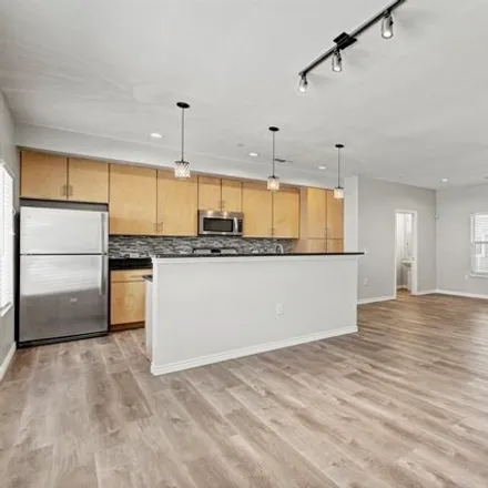 Image 2 - 2606 Wilson St Apt 1205, Austin, Texas, 78704 - House for sale