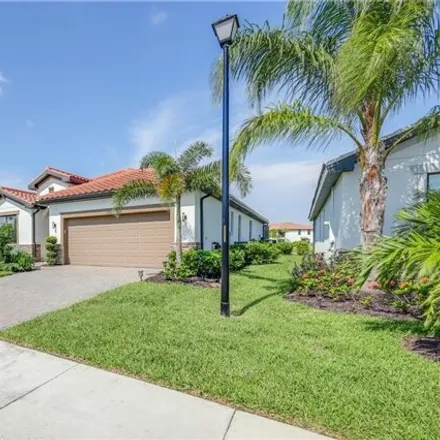 Image 3 - 11934 Arbor Trace Drive, Fort Myers, FL 33913, USA - House for sale