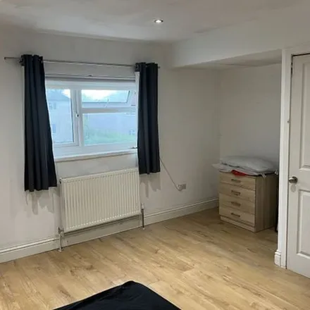 Image 1 - Middle Ope, North Watford, WD24 6HW, United Kingdom - Duplex for rent
