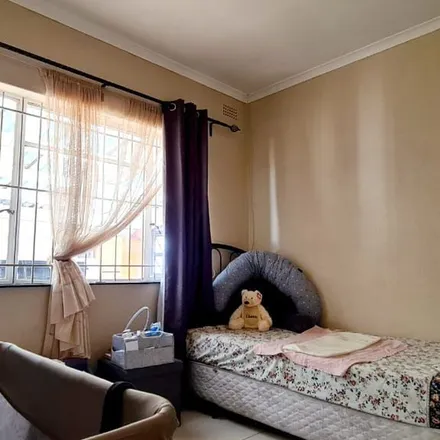 Image 4 - Glenlilly Crescent, Cape Town Ward 14, Kuilsrivier, 7580, South Africa - Apartment for rent