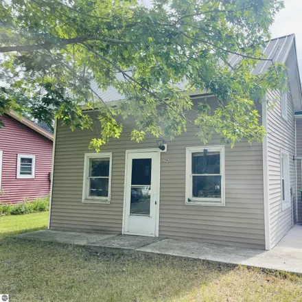 Buy this 2 bed house on 498 Russell Road in Lake City, Missaukee County