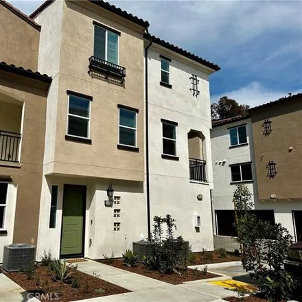 Image 2 - Lutheran High School, Amherst Street, La Verne, CA 91750, USA - Condo for rent