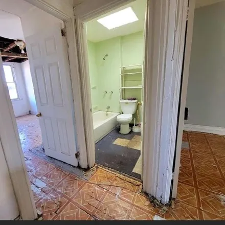 Image 3 - 728 Bartlett Ave, Baltimore, Maryland, 21218 - House for sale